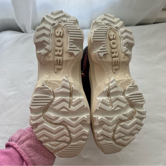 New SOREL Women's Kinetic Breakthru Conquest Waterproof Laceup Boots Size 6 - Picture 8 of 10